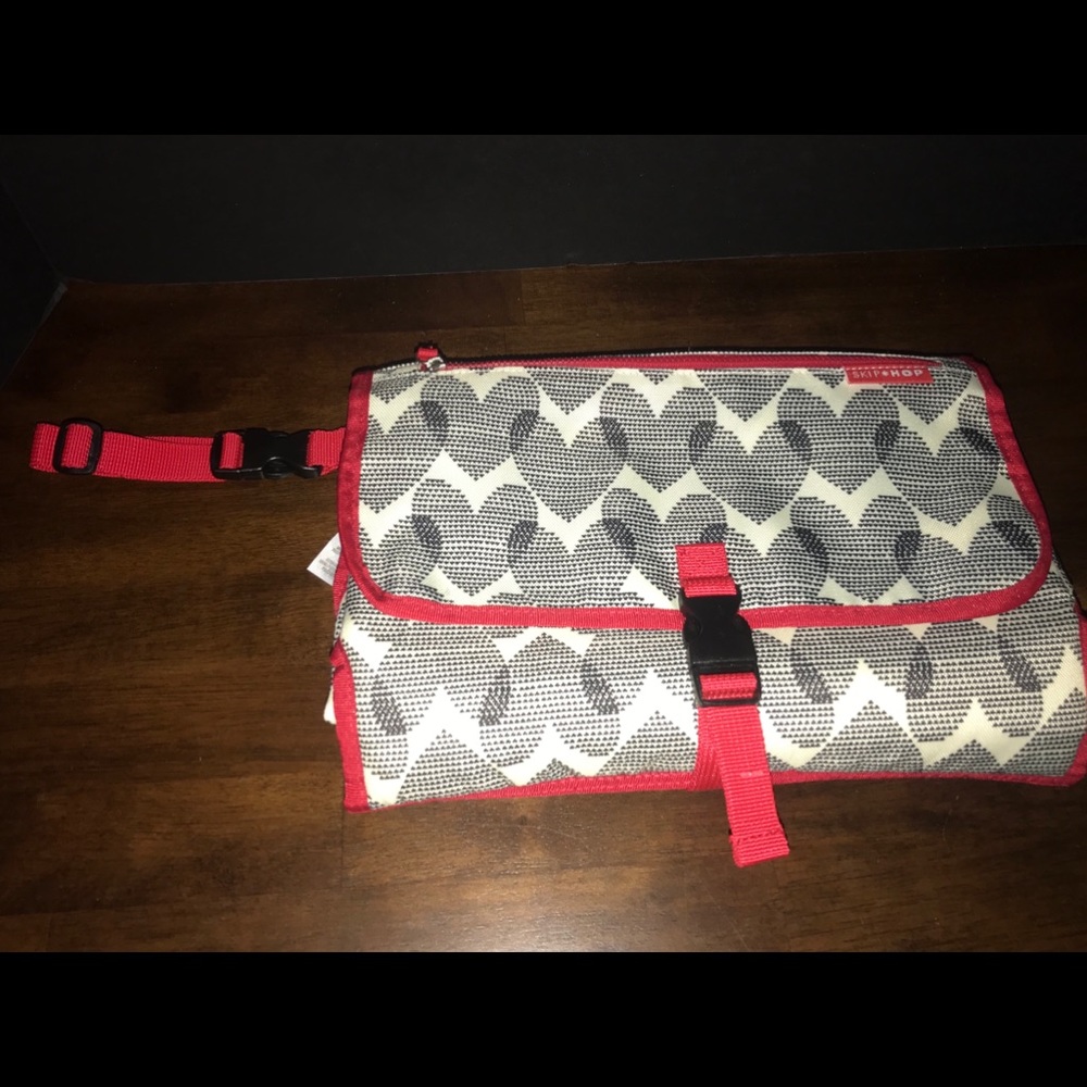 Skip Hop diaper portable changing bag/purse
